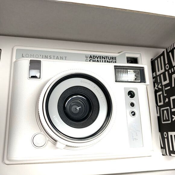 Lomography Lomo’Instant Automatic Instant Film Camera Brand New - Picture 2 of 3